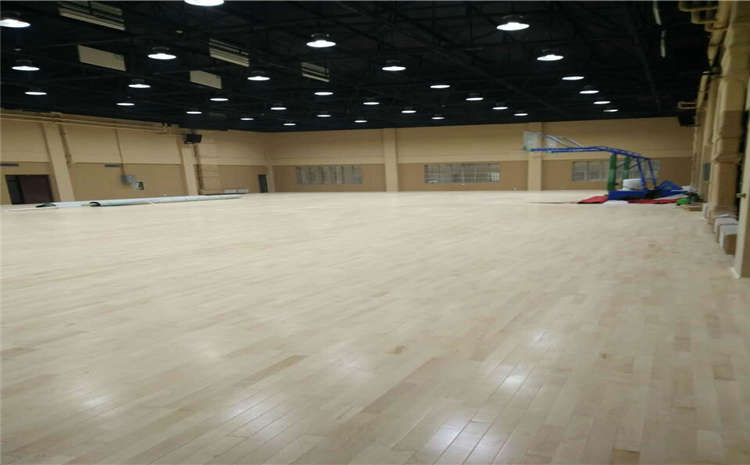 廣東體育地板施工方案