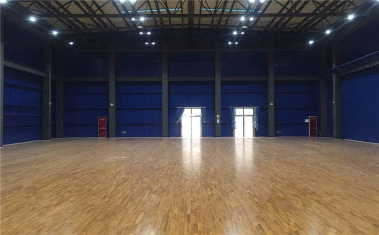 拼接板運動籃球地板怎么保養？