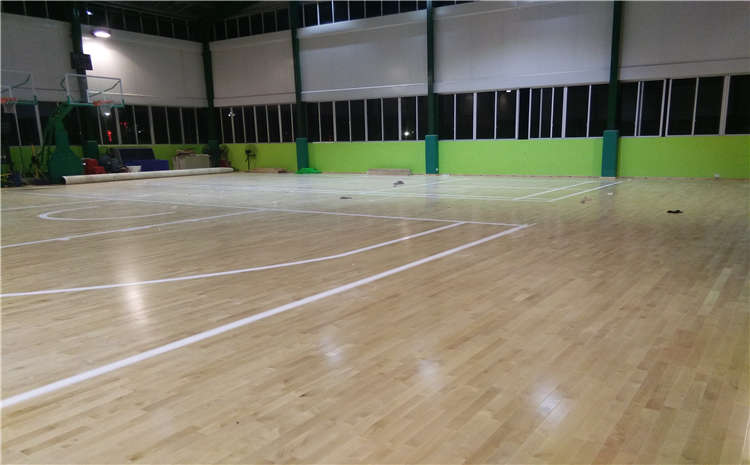 橡膠木籃球館木地板品牌廠家