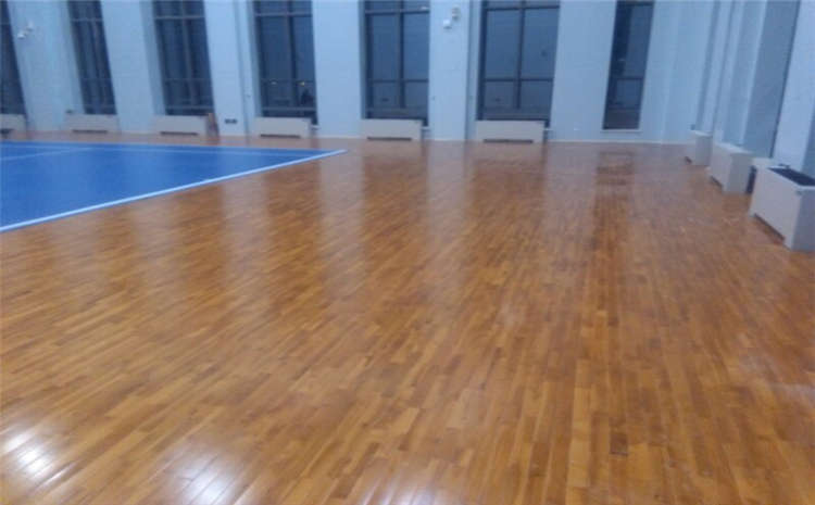 松木風雨操場運動地板每平米價格
