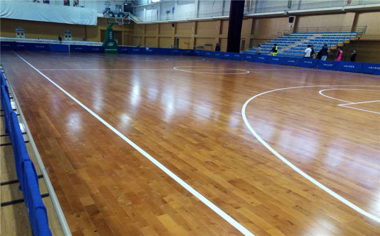 天津柞木運動木地板批發
