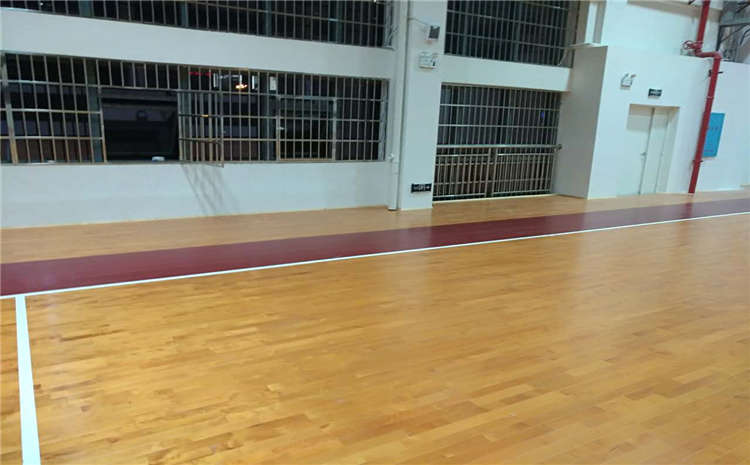 籃球館木地板
