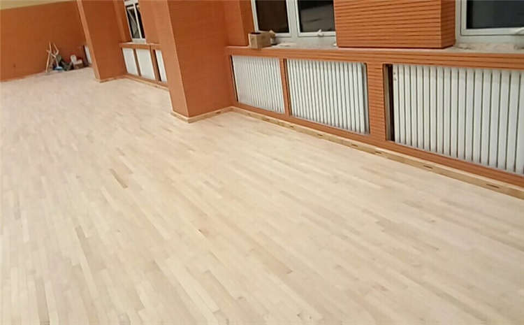 硬木企口體育館實木地板怎么維修？