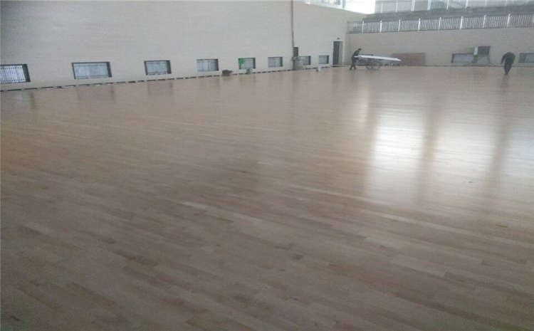 比賽場館體育場館木地板怎么保養