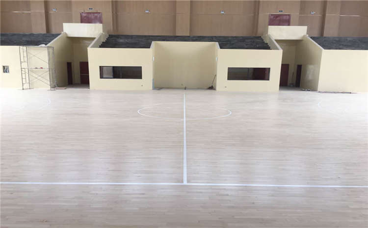 廣西實木運動地板施工技術