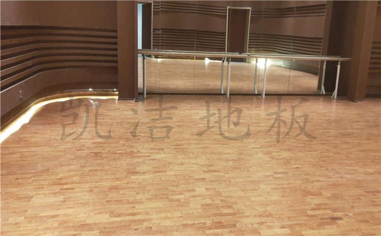 河北廊坊大劇院舞臺木地板項(xiàng)目圖片